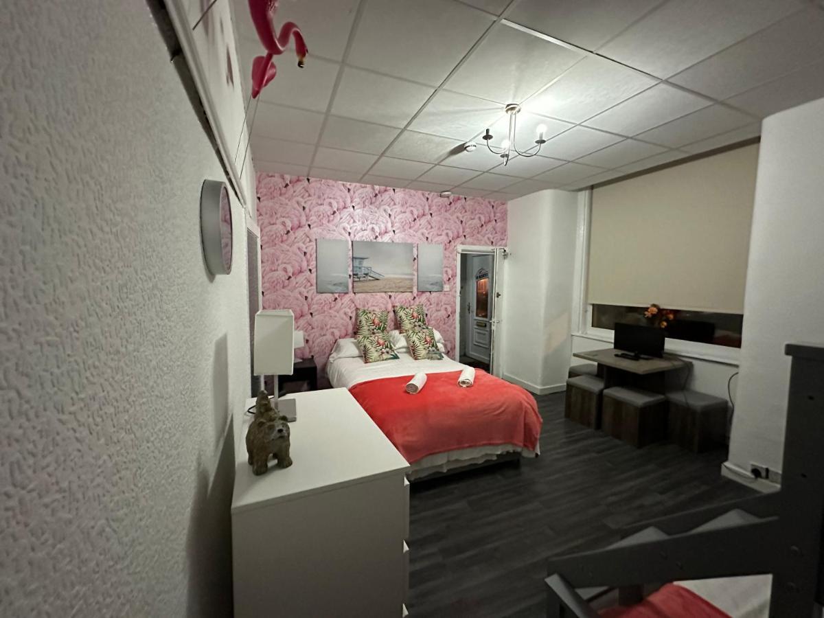 Green Paradise Apartments 黑潭 外观 照片